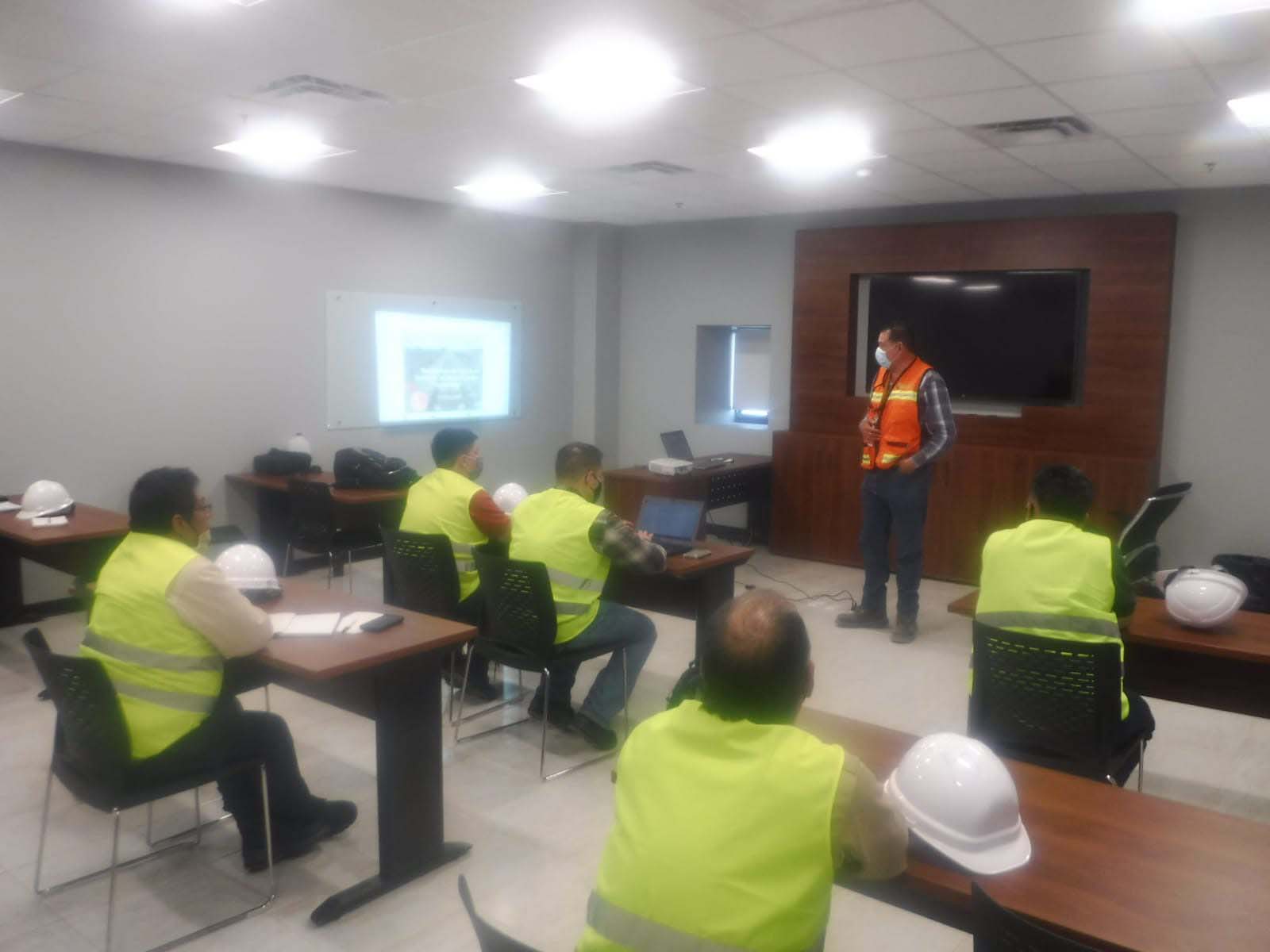 PRAMSEI: Proyectos ambientales en etapas constructivas y operativas (128)